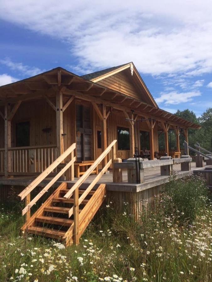 Ldr Lodge - Last Dollar Ranch Smithers Kültér fotó