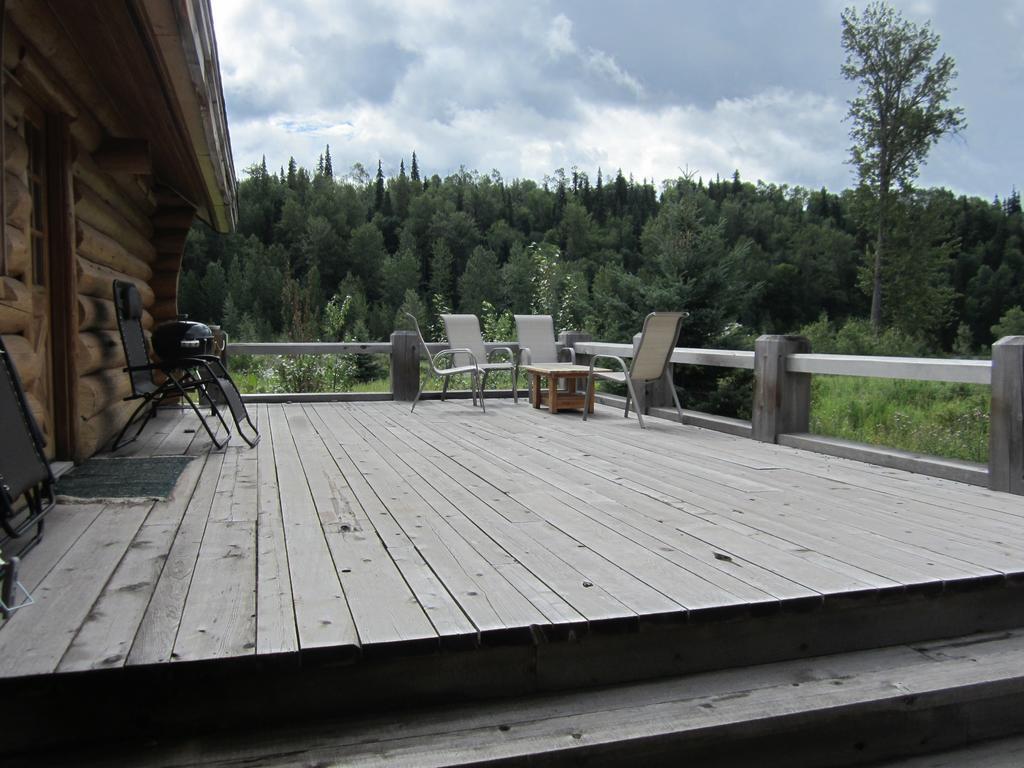 Ldr Lodge - Last Dollar Ranch Smithers Kültér fotó