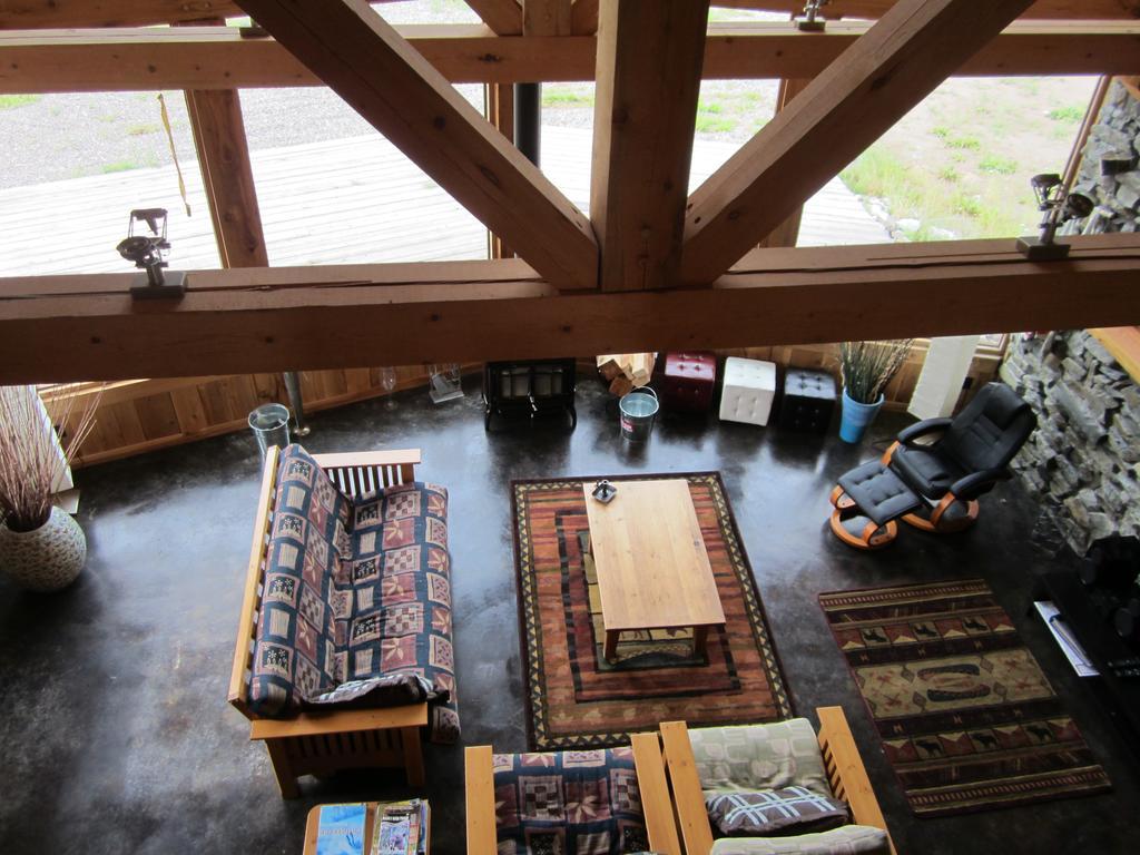 Ldr Lodge - Last Dollar Ranch Smithers Kültér fotó