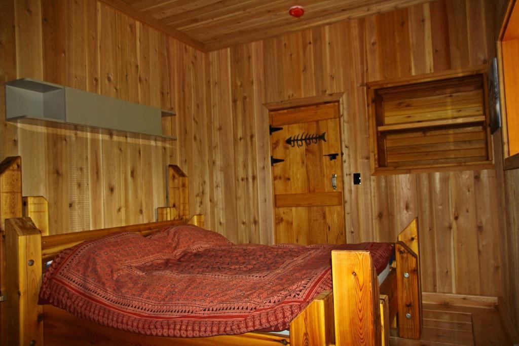 Ldr Lodge - Last Dollar Ranch Smithers Kültér fotó