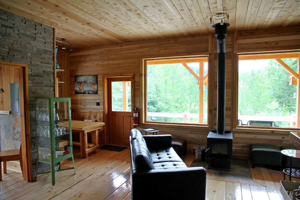 Ldr Lodge - Last Dollar Ranch Smithers Kültér fotó